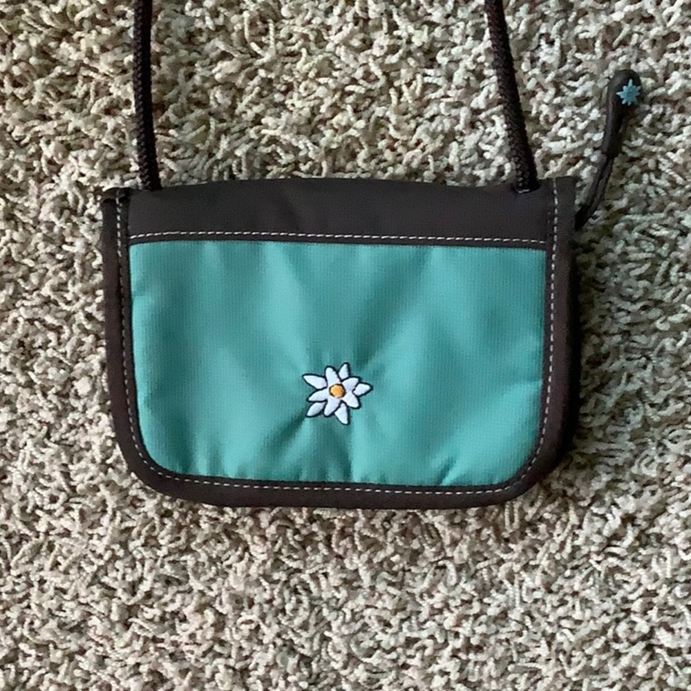 NWOT-Sherpani crossbody bag